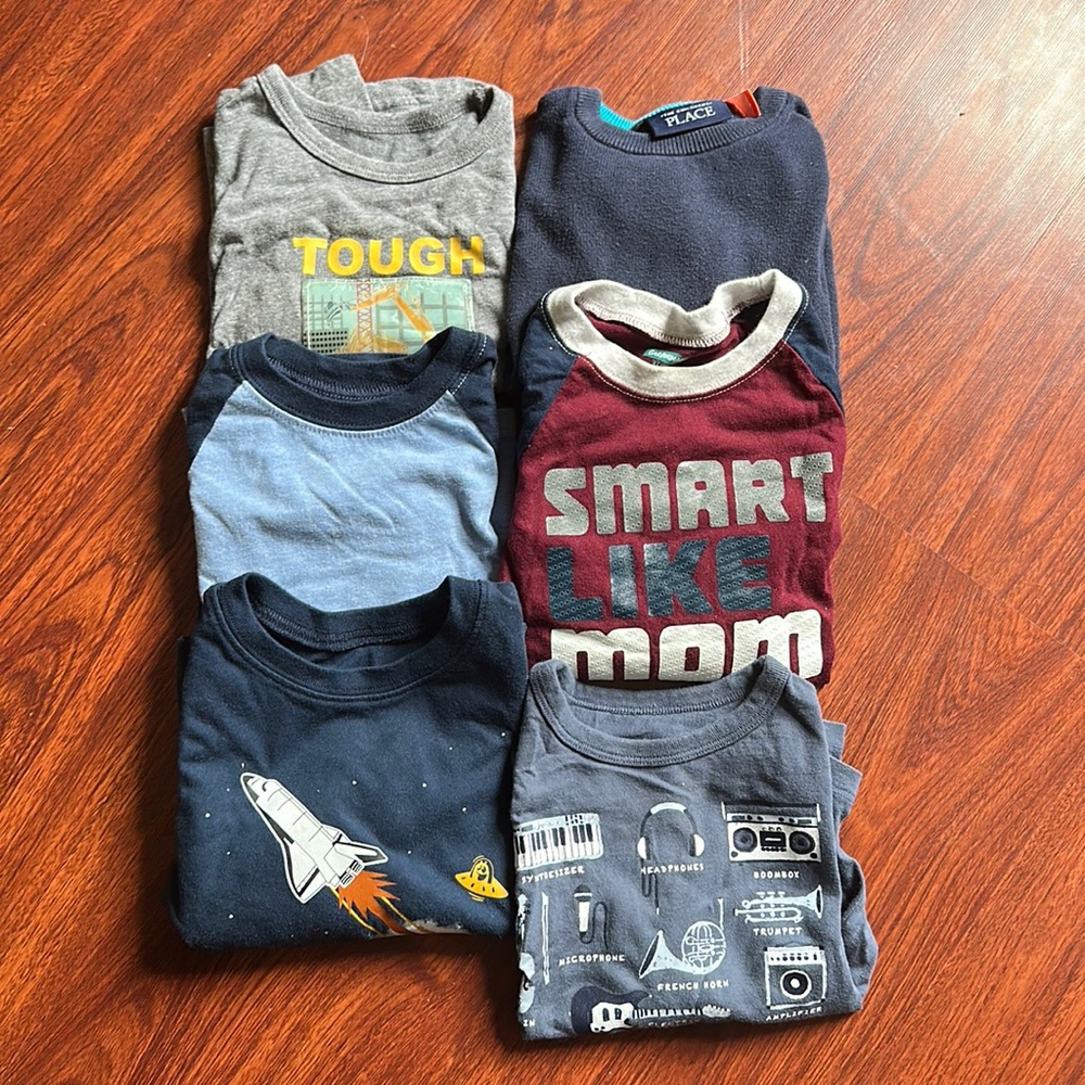 6 assorted 3T long sleeved tees.